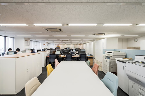 フロイント産業大阪のオフィス改革事例